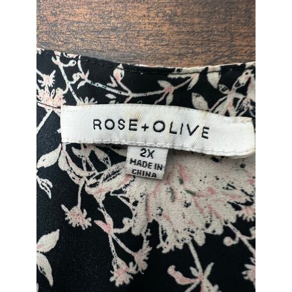 Rose + Olive Size 2X Black Floral 3/4 Sleeve Peasant Top Tunic Lightweight Flowy - Picture 8 of 11